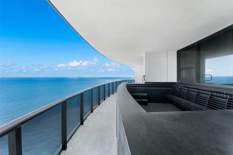 Copropriété à vendre à Sunny Isles Beach, Floride: 4 chambres, 294.59 m2 № 1966356 - photo 8