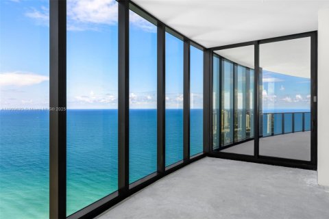 Copropriété à vendre à Sunny Isles Beach, Floride: 4 chambres, 294.59 m2 № 1966356 - photo 23