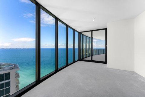 Copropriété à vendre à Sunny Isles Beach, Floride: 4 chambres, 294.59 m2 № 1966356 - photo 22