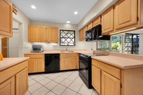 Villa ou maison à vendre à Cutler Bay, Floride: 3 chambres, 133.5 m2 № 2005096 - photo 13