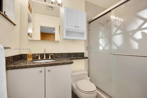 Villa ou maison à vendre à Cutler Bay, Floride: 3 chambres, 133.5 m2 № 2005096 - photo 16