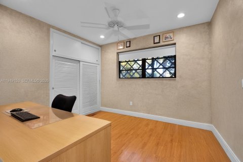 Villa ou maison à vendre à Cutler Bay, Floride: 3 chambres, 133.5 m2 № 2005096 - photo 18