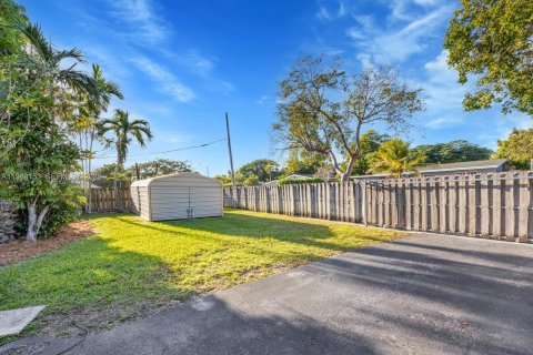 Villa ou maison à vendre à Cutler Bay, Floride: 3 chambres, 133.5 m2 № 2005096 - photo 8