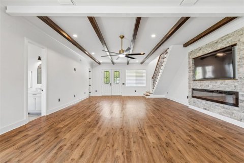 House in Safety Harbor, Florida 4 bedrooms, 318.93 sq.m. № 2225609 - photo 24