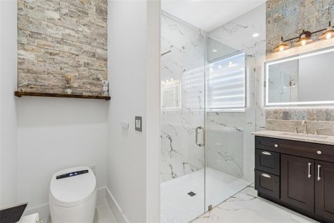 House in Safety Harbor, Florida 4 bedrooms, 318.93 sq.m. № 2225609 - photo 30