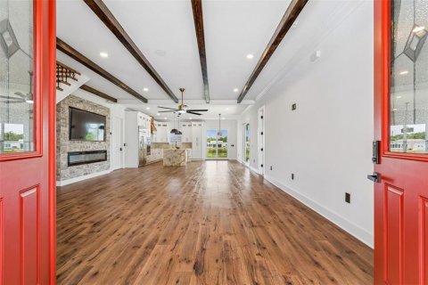 House in Safety Harbor, Florida 4 bedrooms, 318.93 sq.m. № 2225609 - photo 8