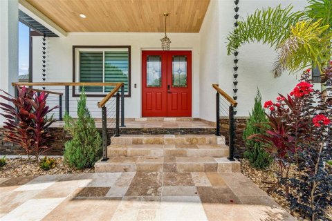 House in Safety Harbor, Florida 4 bedrooms, 318.93 sq.m. № 2225609 - photo 6