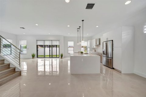 Villa ou maison à Fort Lauderdale, Floride 4 chambres, 238.94 m2 № 2027080