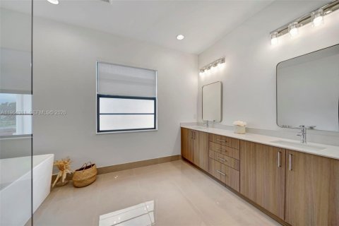 Villa ou maison à louer à Fort Lauderdale, Floride: 4 chambres, 238.94 m2 № 2027080 - photo 29