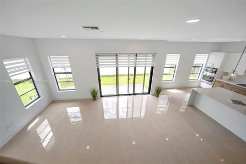 Villa ou maison à louer à Fort Lauderdale, Floride: 4 chambres, 238.94 m2 № 2027080 - photo 22