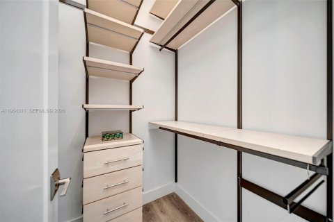 Villa ou maison à louer à Fort Lauderdale, Floride: 4 chambres, 238.94 m2 № 2027080 - photo 28