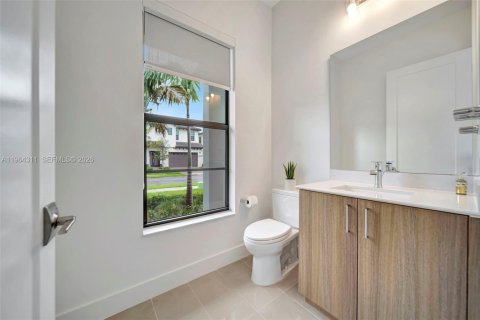 Villa ou maison à louer à Fort Lauderdale, Floride: 4 chambres, 238.94 m2 № 2027080 - photo 7
