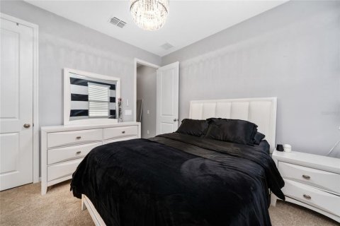 Villa ou maison à vendre à Kissimmee, Floride: 4 chambres, 192.31 m2 № 2148647 - photo 16