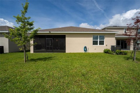 Villa ou maison à vendre à Kissimmee, Floride: 4 chambres, 192.31 m2 № 2148647 - photo 26