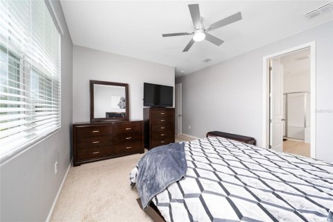 Villa ou maison à vendre à Kissimmee, Floride: 4 chambres, 192.31 m2 № 2148647 - photo 12