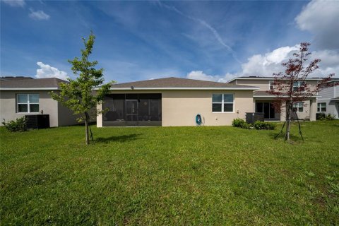 Villa ou maison à vendre à Kissimmee, Floride: 4 chambres, 192.31 m2 № 2148647 - photo 25