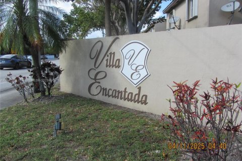 Condominio en venta en Miami, Florida, 2 dormitorios, 93.83 m2 № 1870074 - foto 1