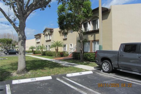 Condominio en venta en Miami, Florida, 2 dormitorios, 93.83 m2 № 1870074 - foto 6