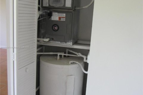 Condominio en venta en Miami, Florida, 2 dormitorios, 93.83 m2 № 1870074 - foto 26
