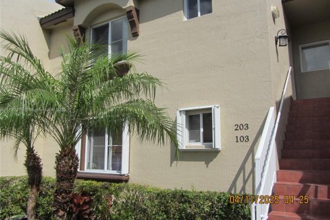 Condominio en venta en Miami, Florida, 2 dormitorios, 93.83 m2 № 1870074 - foto 10