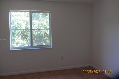 Condominio en venta en Miami, Florida, 2 dormitorios, 93.83 m2 № 1870074 - foto 27