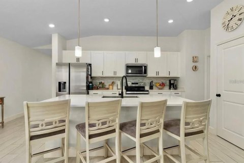Villa ou maison à louer à Davenport, Floride: 4 chambres, 151.15 m2 № 2386331 - photo 11