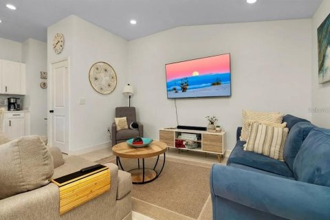 Villa ou maison à louer à Davenport, Floride: 4 chambres, 151.15 m2 № 2386331 - photo 8