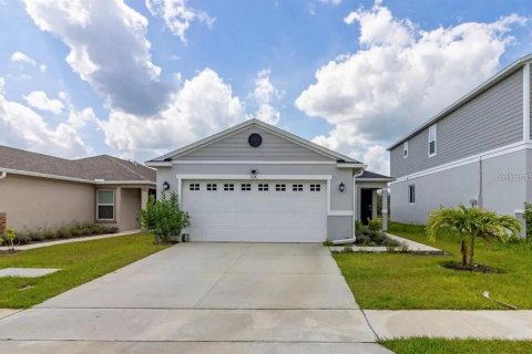 Villa ou maison à Davenport, Floride 4 chambres, 151.15 m2 № 2386331
