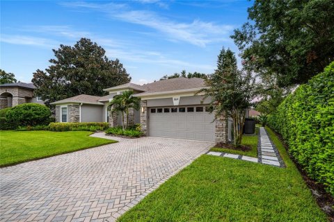 House in Lake Mary, Florida 4 bedrooms, 233.84 sq.m. № 1902963 - photo 3