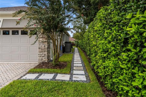 House in Lake Mary, Florida 4 bedrooms, 233.84 sq.m. № 1902963 - photo 4