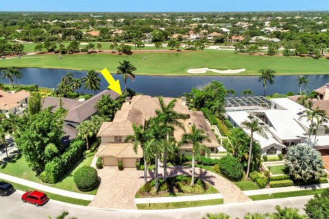 House in Jupiter, Florida 4 bedrooms, 463.4 sq.m. № 2171674
