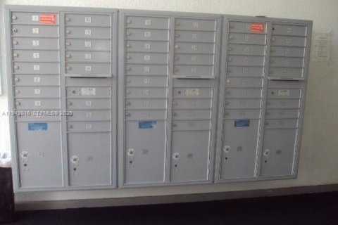 Купить кондоминиум в Лодерхилл, Флорида 1 спальня, 74.32м2, № 2054148 - фото 7