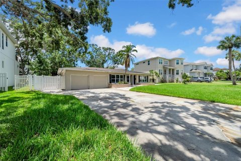 Land in Tampa, Florida № 1816219 - photo 12