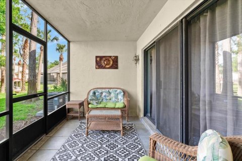 Condo in Daytona Beach, Florida, 2 bedrooms № 2102729 - photo 22