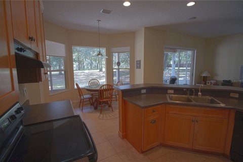 House in Groveland, Florida 4 bedrooms, 192.87 sq.m. № 1717843 - photo 8