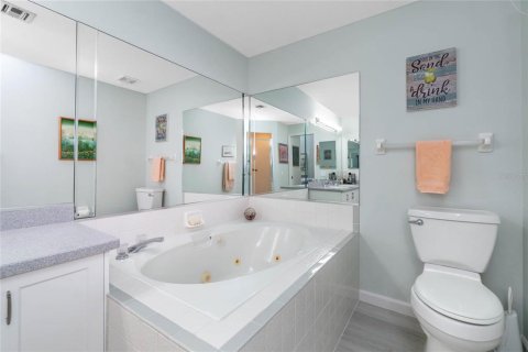 Купить кондоминиум в Энглвуд, Флорида 8 комнат, 117.99м2, № 1903179 - фото 28