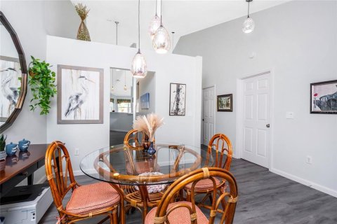 Купить кондоминиум в Энглвуд, Флорида 8 комнат, 117.99м2, № 1903179 - фото 23