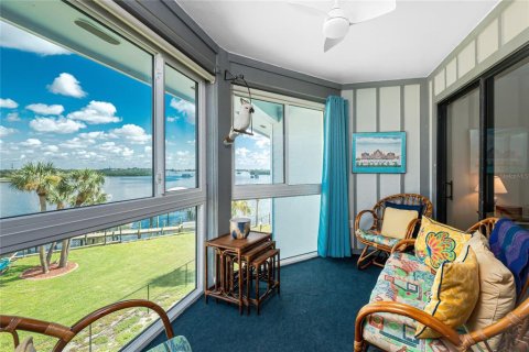 Купить кондоминиум в Энглвуд, Флорида 8 комнат, 117.99м2, № 1903179 - фото 8