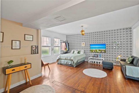 Condominio en venta en Miami Beach, Florida, 1 dormitorio, 47.38 m2 № 1777711 - foto 1