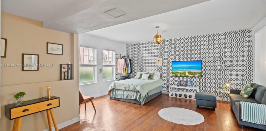 Condominio en Miami Beach, Florida, 1 dormitorio № 1777711