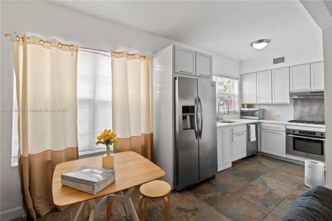 Condominio en venta en Miami Beach, Florida, 1 dormitorio, 47.38 m2 № 1777711 - foto 12