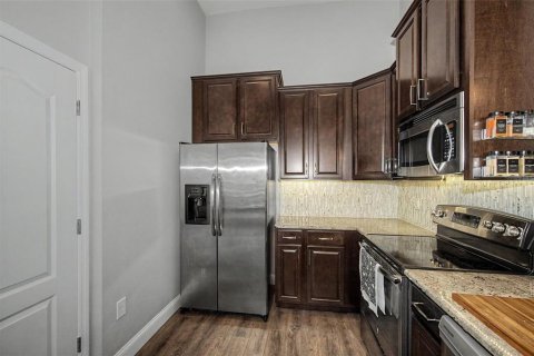 Copropriété à vendre à Tampa, Floride: 2 chambres, 117.43 m2 № 2349417 - photo 18