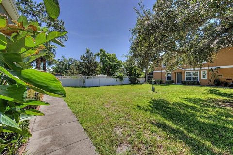 Copropriété à vendre à Tampa, Floride: 2 chambres, 117.43 m2 № 2349417 - photo 8