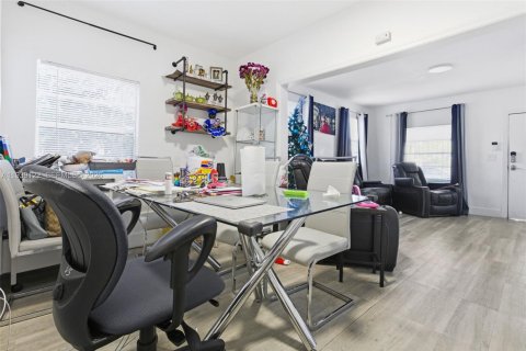 Купить виллу или дом в Майами, Флорида 3 спальни, 186.73м2, № 1997931 - фото 16