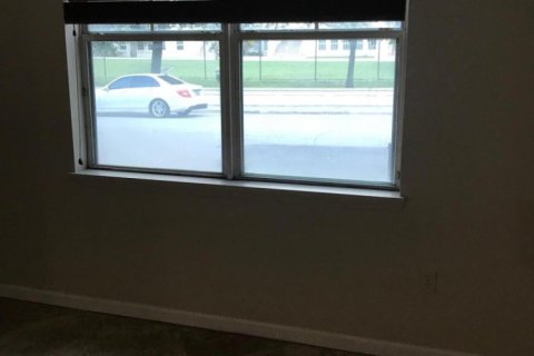 Copropriété à louer à West Palm Beach, Floride: 2 chambres, 106.19 m2 № 1223268 - photo 1