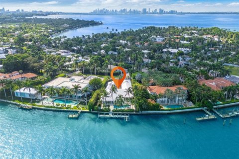 Купить виллу или дом в Майами-Бич, Флорида 5 спален, 498.33м2, № 1991623 - фото 2