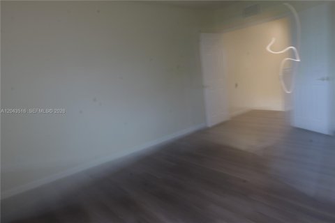 Touwnhouse à louer à Miramar, Floride: 3 chambres, 132.2 m2 № 2188614 - photo 22