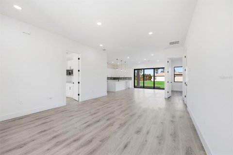 Casa en venta en Ocala, Florida, 4 dormitorios, 206.43 m2 № 2208154 - foto 11