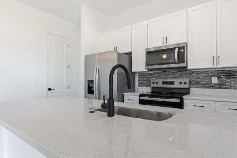 Casa en venta en Ocala, Florida, 4 dormitorios, 206.43 m2 № 2208154 - foto 19