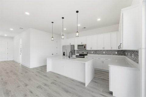 Casa en venta en Ocala, Florida, 4 dormitorios, 206.43 m2 № 2208154 - foto 16